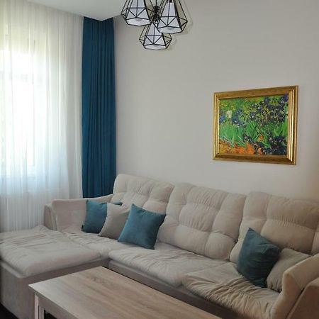 Къща За Гости Ирис Kyustendil Exterior foto