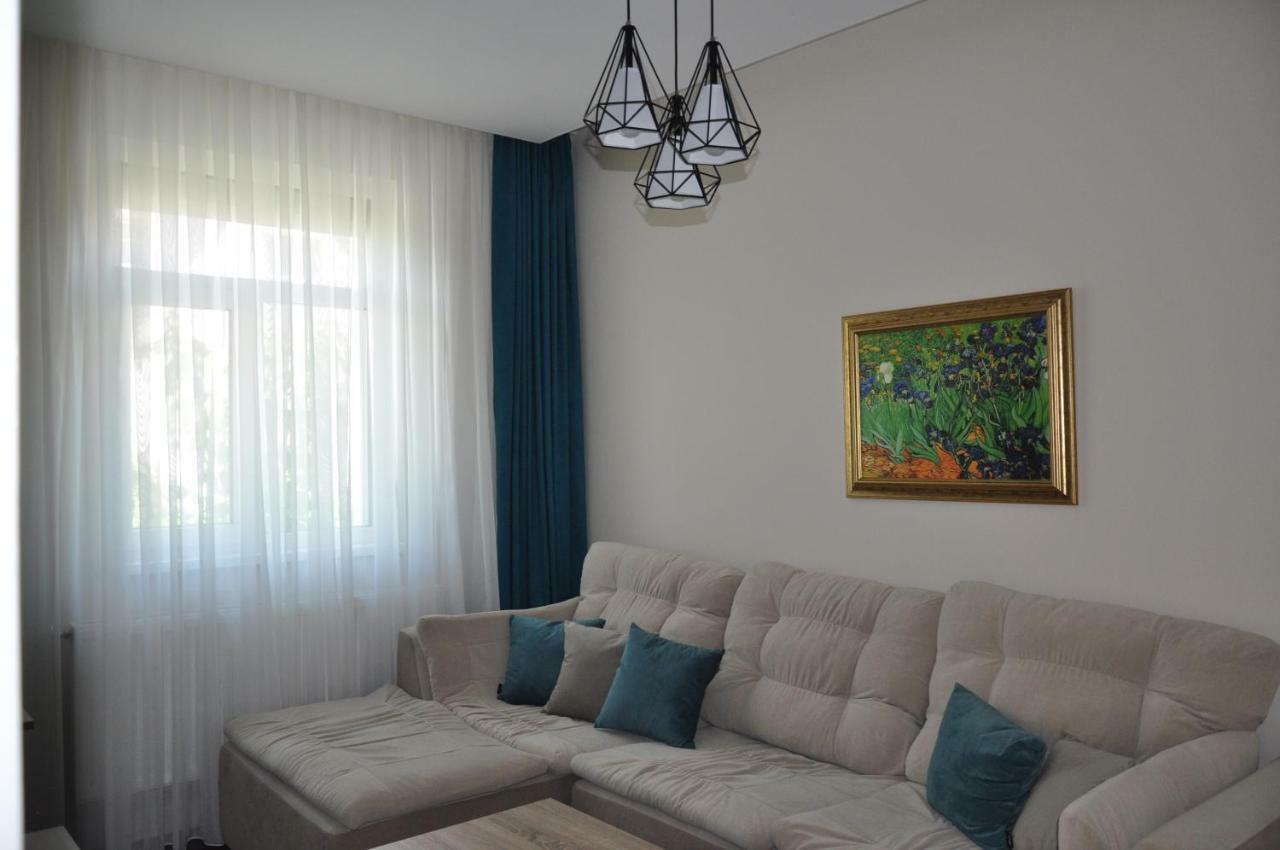 Къща За Гости Ирис Kyustendil Exterior foto